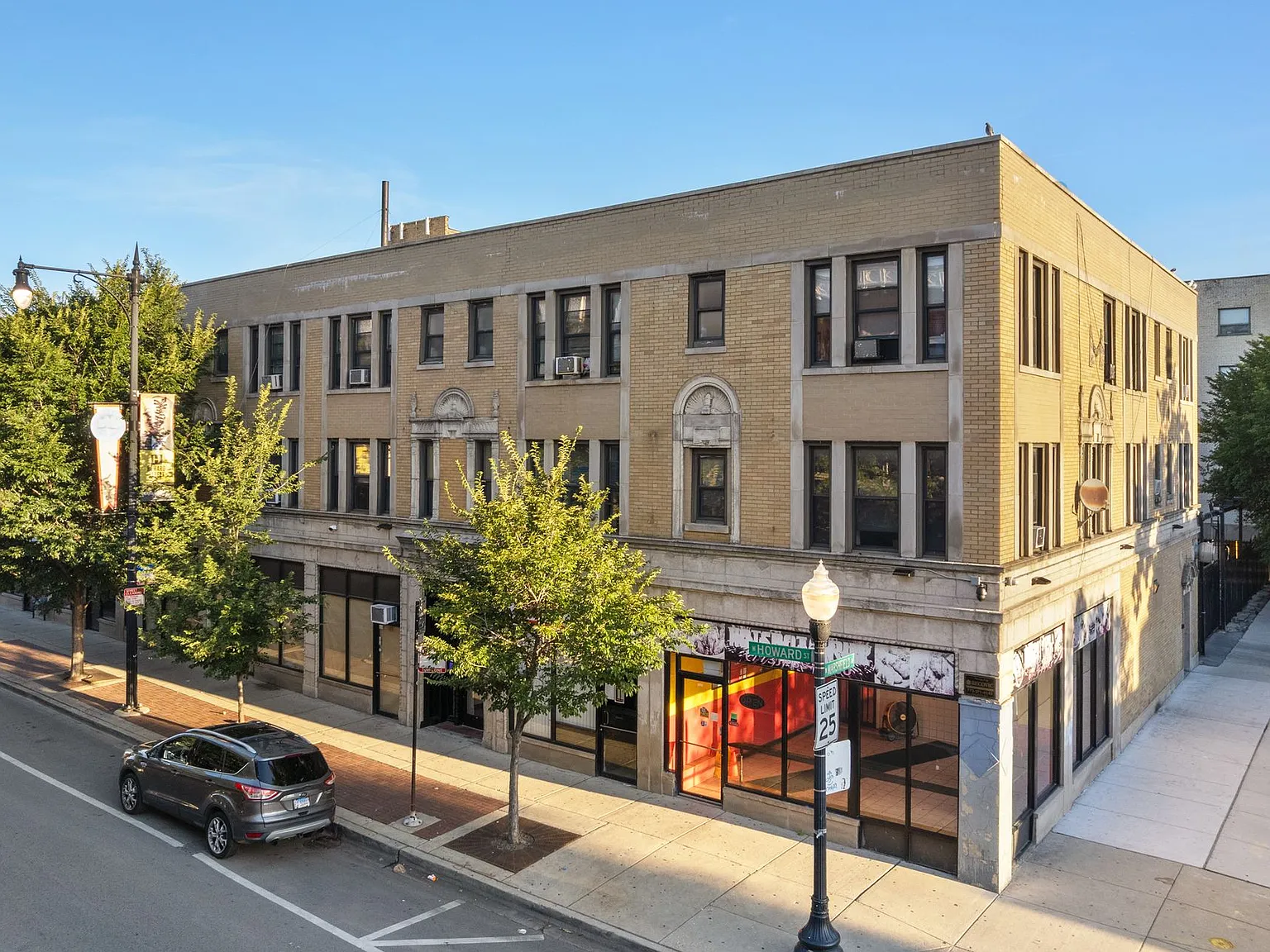 The Howard Marshfield — Photo 2