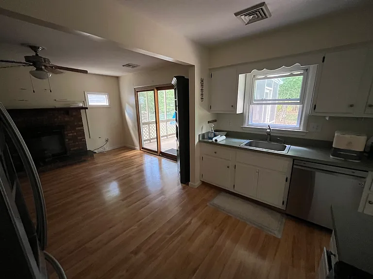 43 Foxborough Rd — Photo 8