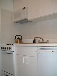 Rented by R New York