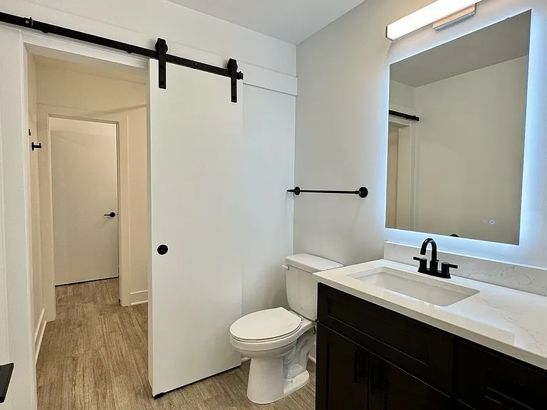 1217 E 29th St #1213 — Photo 13