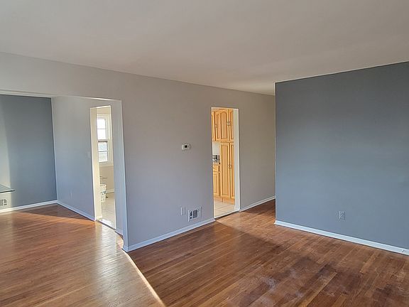 Living room & Dining room