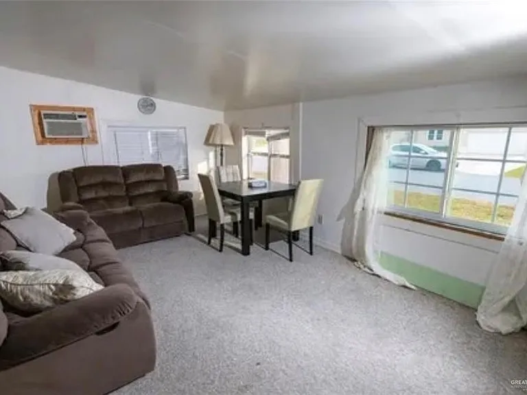 910 S Palmera Dr — Photo 12