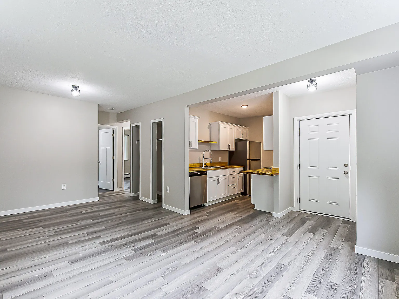 2 bed, 1.0 bath, 800 sqft, $1,480 — Photo 1
