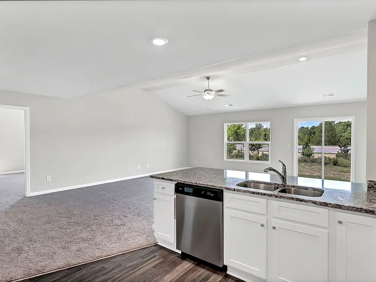 807 Red Berry Ln — Photo 4