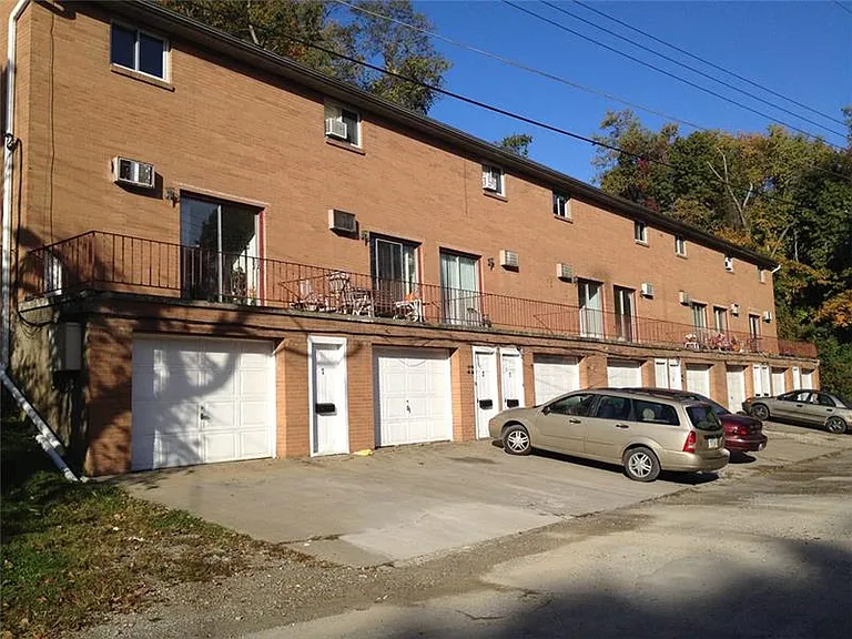 401 Dresden Ave #3 — Photo 1