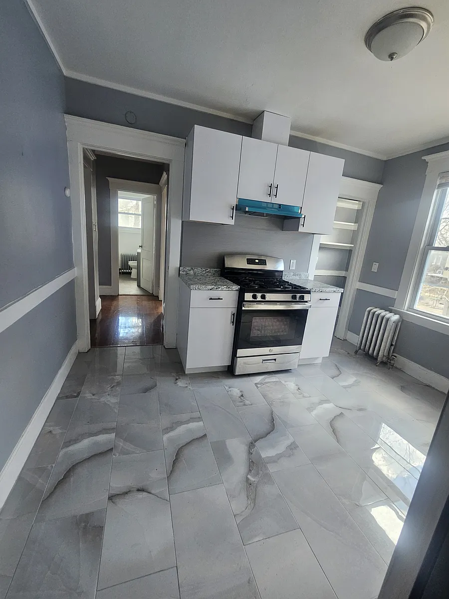 Building Photo - 516 Dixwell Ave #2