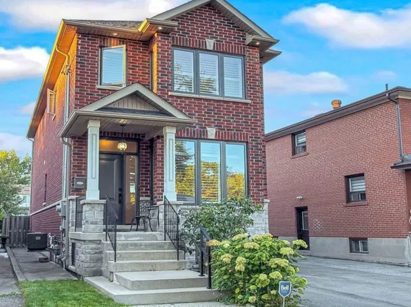254 John St, Toronto, ON M9N 1K2