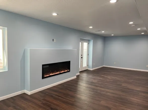 7059 W Shaffer Ct, West Valley City, UT 84128