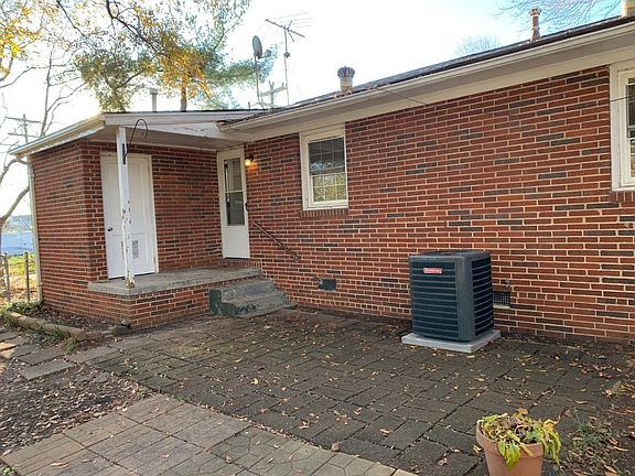 2nd image of 307 Shannon Dr