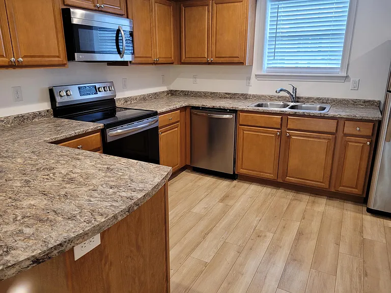 16 Jasmine Ln — Photo 2