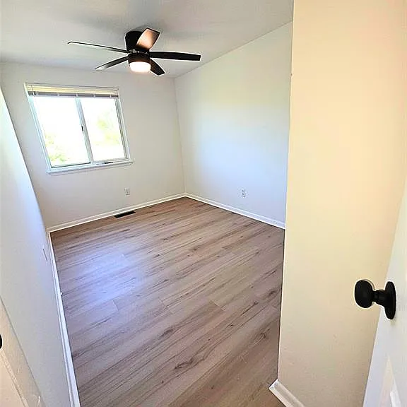 240 S Shirley St — Photo 6