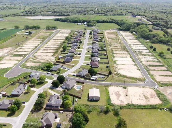 16 Sienna Ave, Alvord, TX 76225