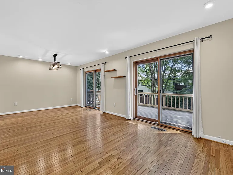 2031 Sarazen Pl — Photo 3