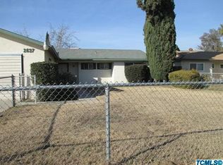 2637 S Chinowth St, Visalia, CA