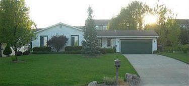1st image of 7592 Huntington Dr