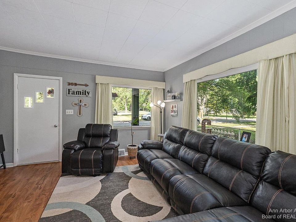 257 West, Napoleon, MI 49261 Zillow