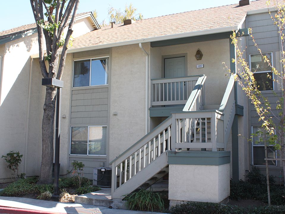 1st image of 1032 Summerplace Dr