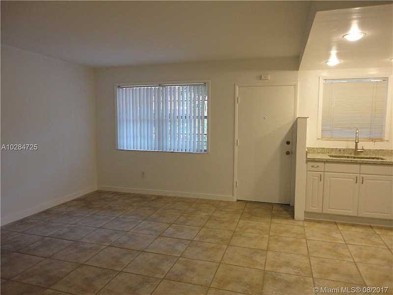 1st image of 2930 Day Ave Ph 2N
