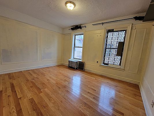 4th image of 225 Parkside Ave APT 6O
