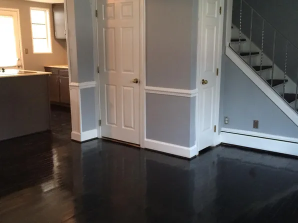 1031 Saint Marys St, Raleigh, NC 27605