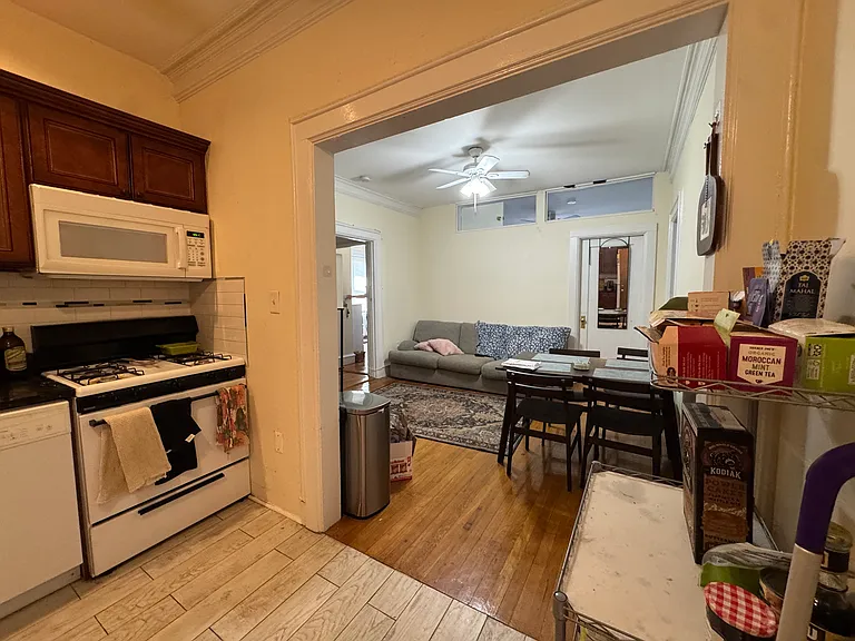 21 Park Vale Ave #11T — Photo 39