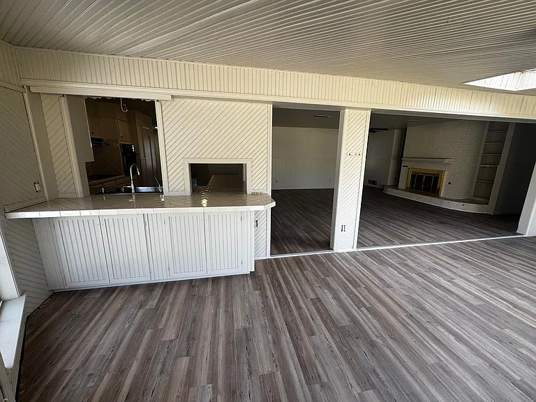 3208 Durant Dr — Photo 8