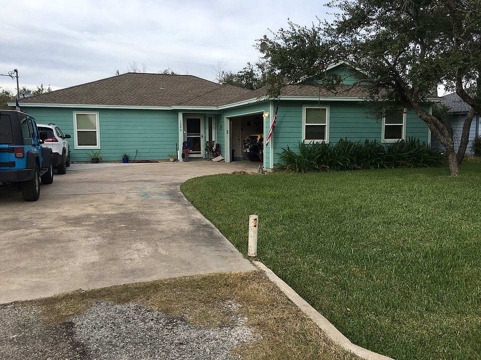 1st image of 1226 Fir St