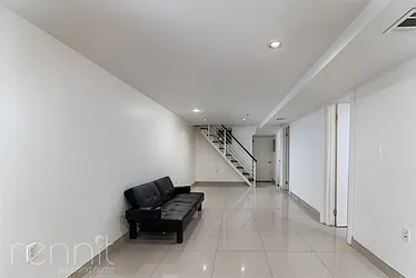 Rented by Rennit Inc.