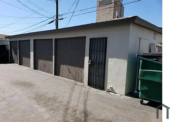 2 bed, 875 sqft, $2,350 — Photo 3