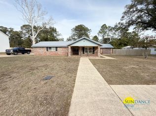 553 Lee Ave, Crestview, FL 32539
