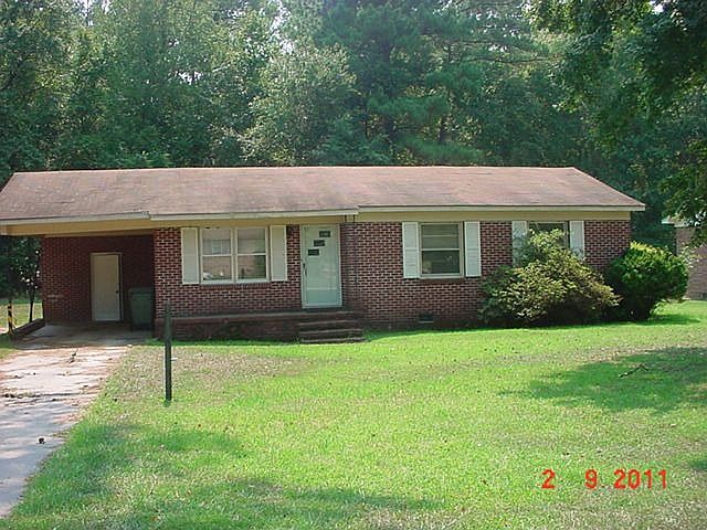 2nd image of 3700 E King Henry Dr