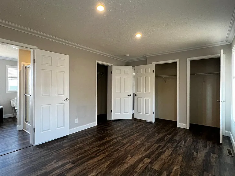 Stonegate MHC — Photo 7