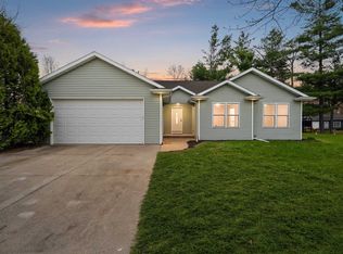N3150 W Silver Lake Dr, Waupaca, WI 54981