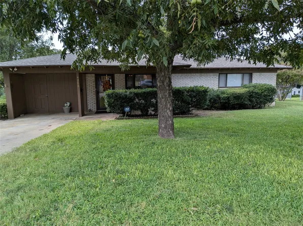 4205 Church Dr, Lake Worth, TX 76135