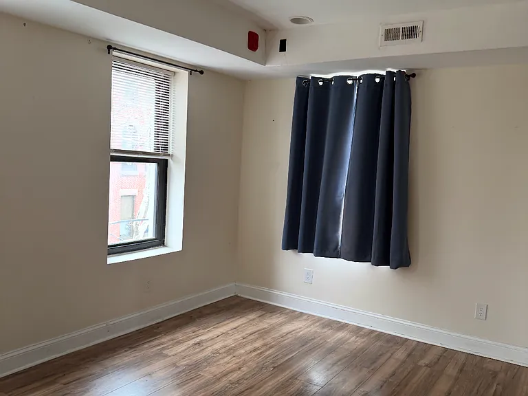 1601 S 17th St #3 — Photo 7