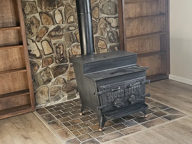 4203 N 1325 E — Photo 9