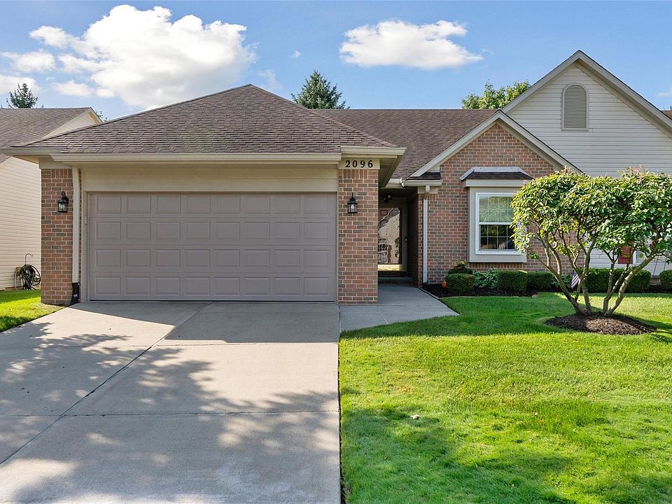 1st image of 2096 Maplehurst Dr