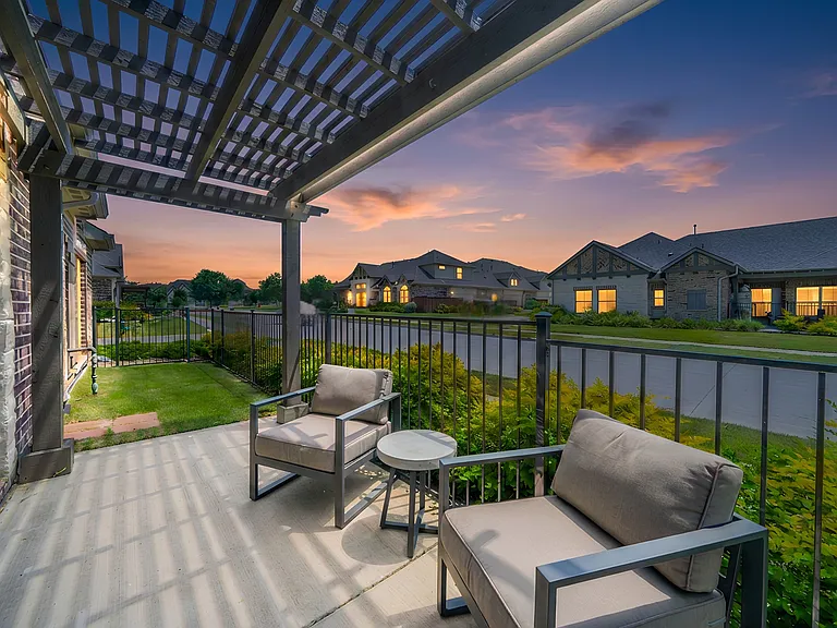 4050 Pequin Dr — Photo 20