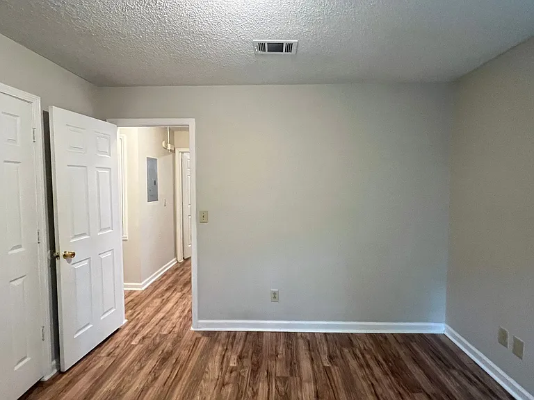 536 Loblolly Ln — Photo 16