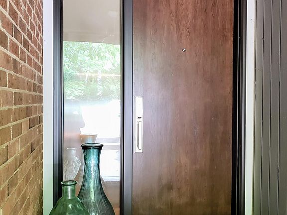 5th image of 4229 American Dr APT A