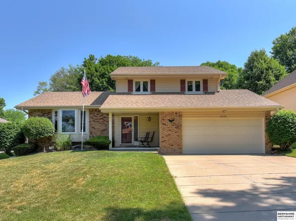 15012 Arbor St, Omaha, NE 68144