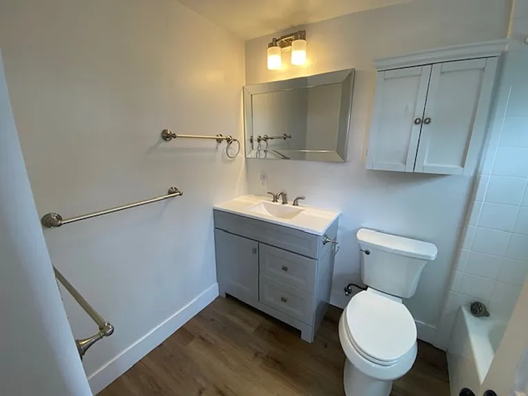 542 Pine Ave — Photo 20