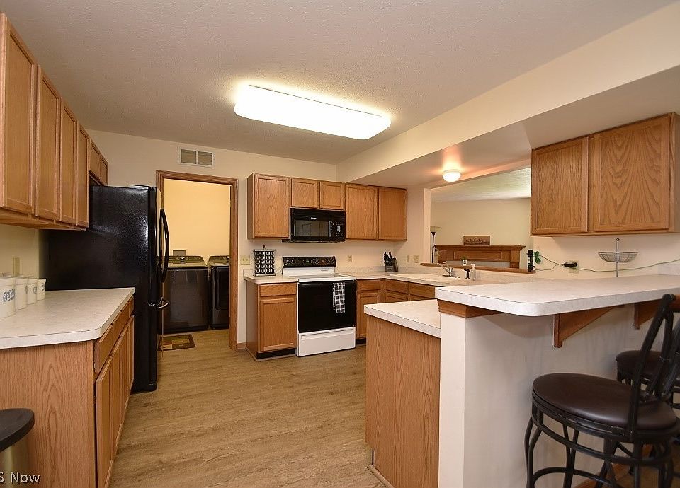 7564 Monterey Bay Dr Mentor OH Zillow