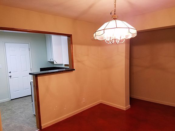 3rd image of 2335 W Whitton Ave