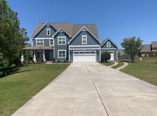 108 Hope Town Ct, Cedar Pt, NC 28584