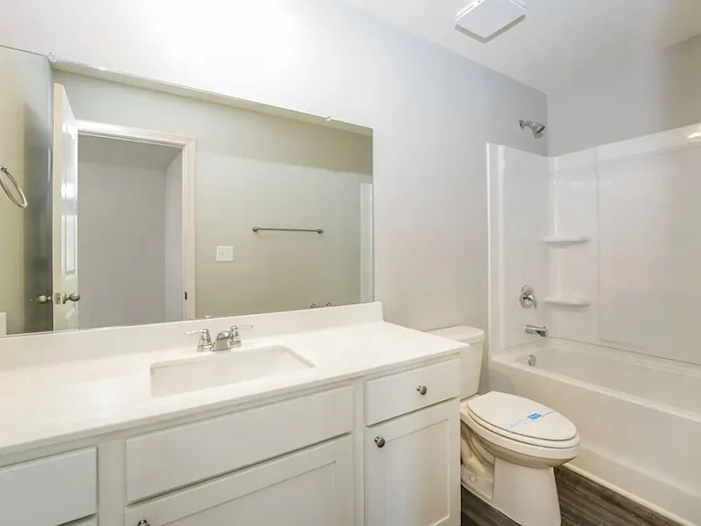 7764 Sudbury Cir — Photo 3