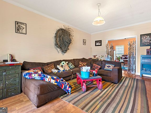 4th image of 3608 Joycliff Rd