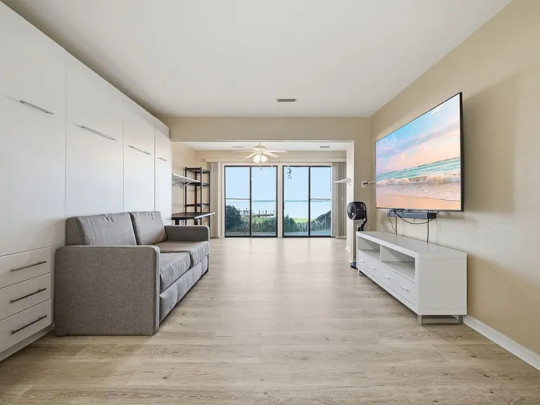 48 Marina Cove Dr #103A — Photo 7