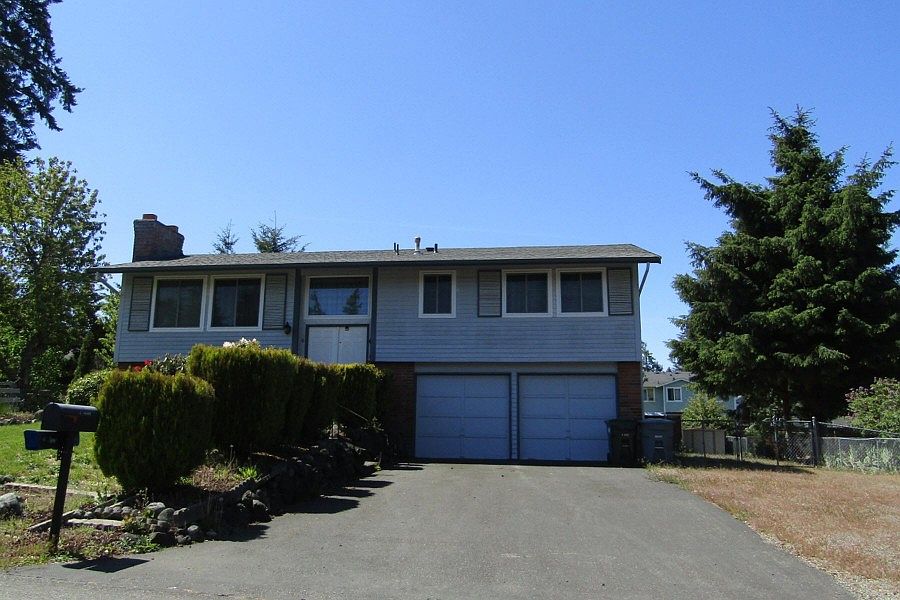 1st image of 15816 16th Avenue Ct E