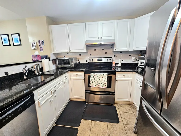 10 Seaport Dr #2111 — Photo 17